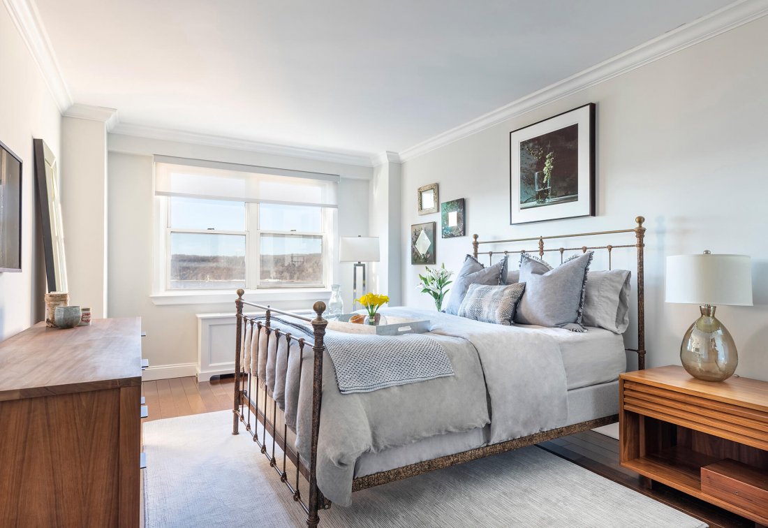 Studio D Interiors Art Collectors Home on the Hudson